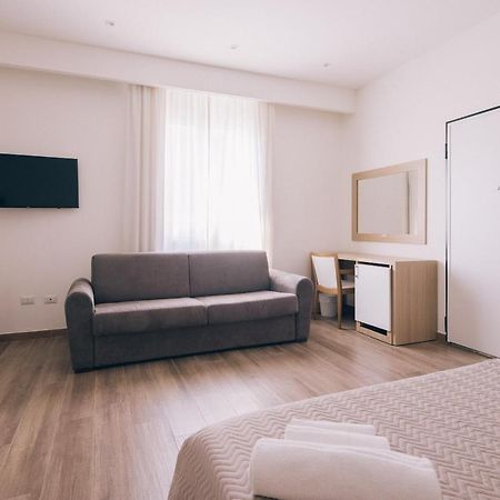 La Promenade Rooms&Suites Olbia Exterior foto